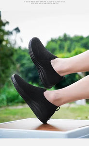 Sneakers in maglia da uomo